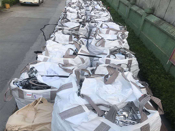 19吨国产麻豆三级片回收现场