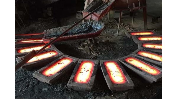 东莞91麻豆产精品久久久久久金属火法车间