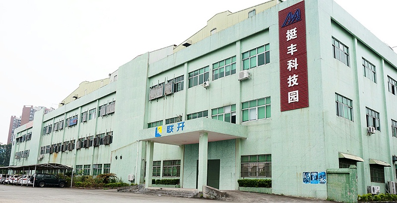 91麻豆产精品久久久久久厂房